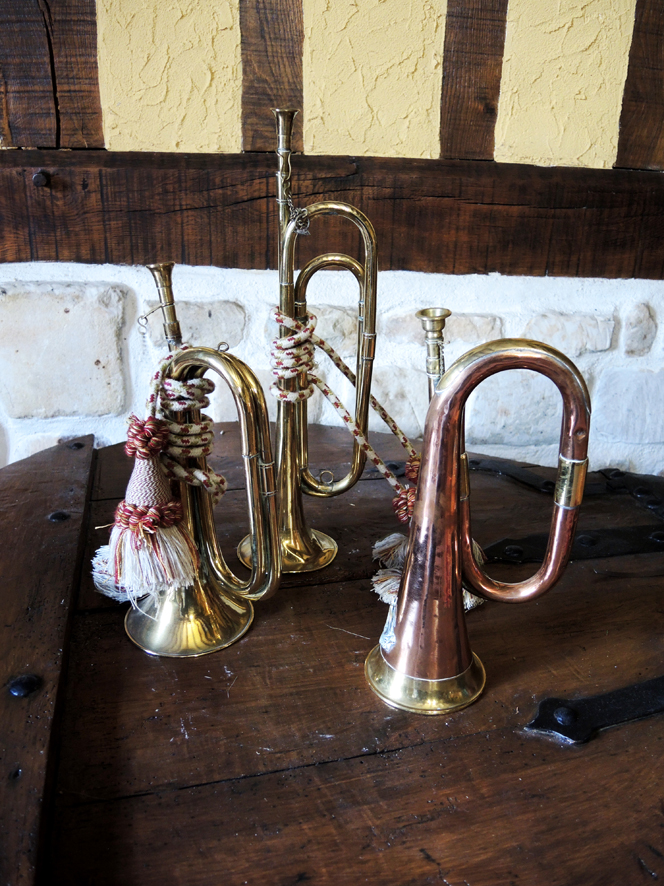 Clairons et instruments à vent anciens — vintage Lyon